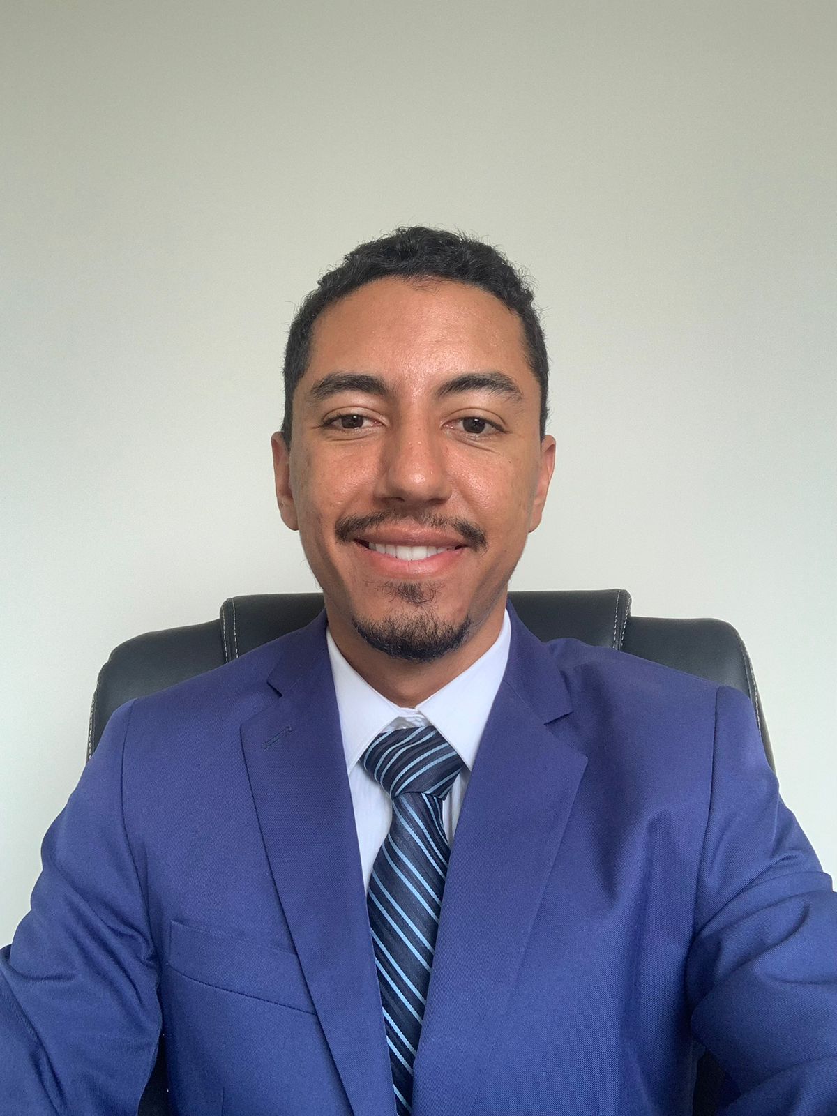 Dr. Rafael França – Advogado especialista em Direito da Saúde